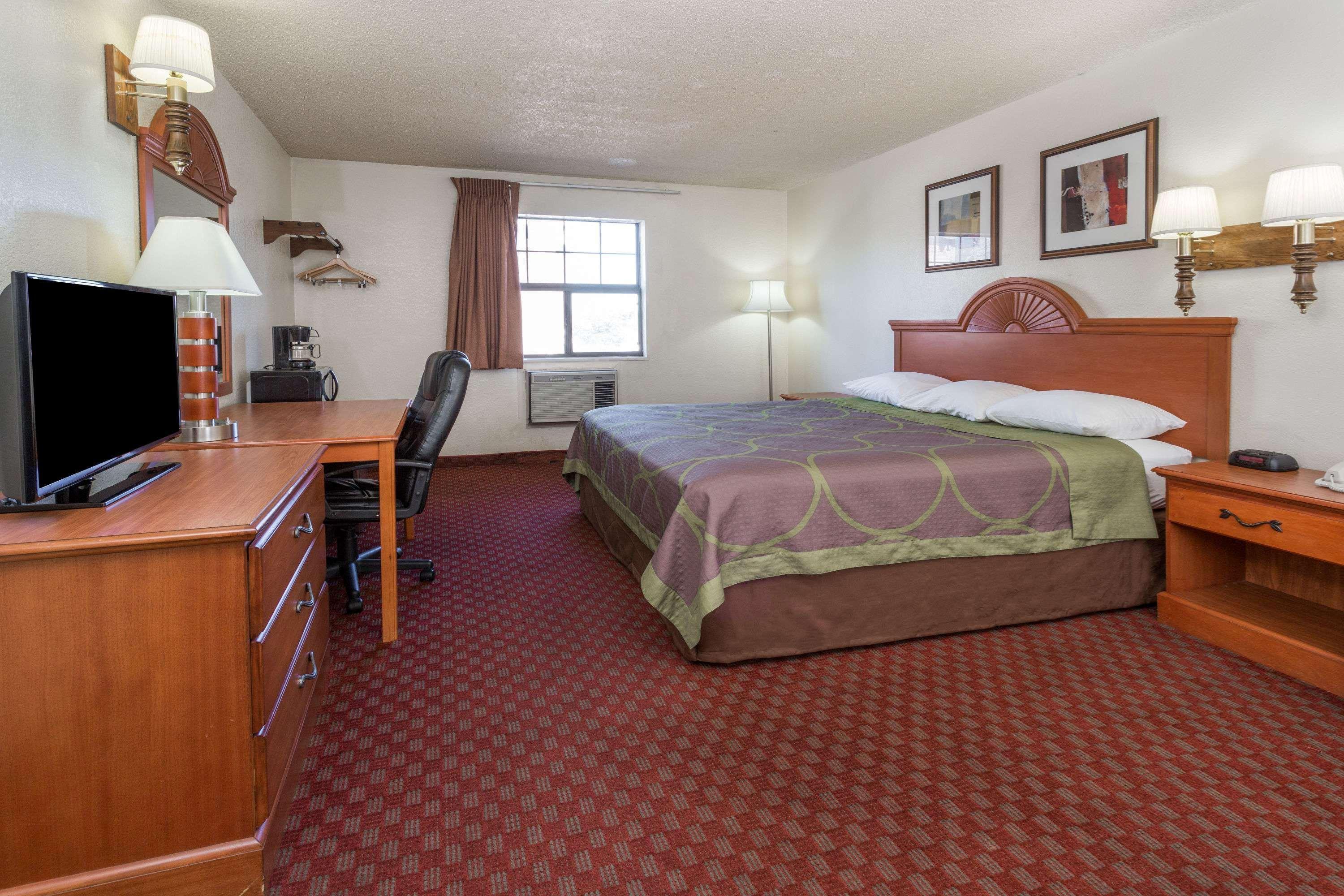 Hotel Super 8 By Wyndham Colorado Springs/Afa Area Exterior foto