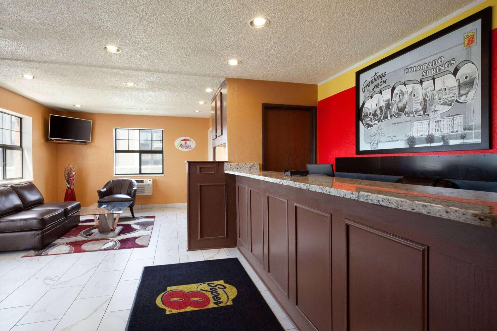 Hotel Super 8 By Wyndham Colorado Springs/Afa Area Exterior foto