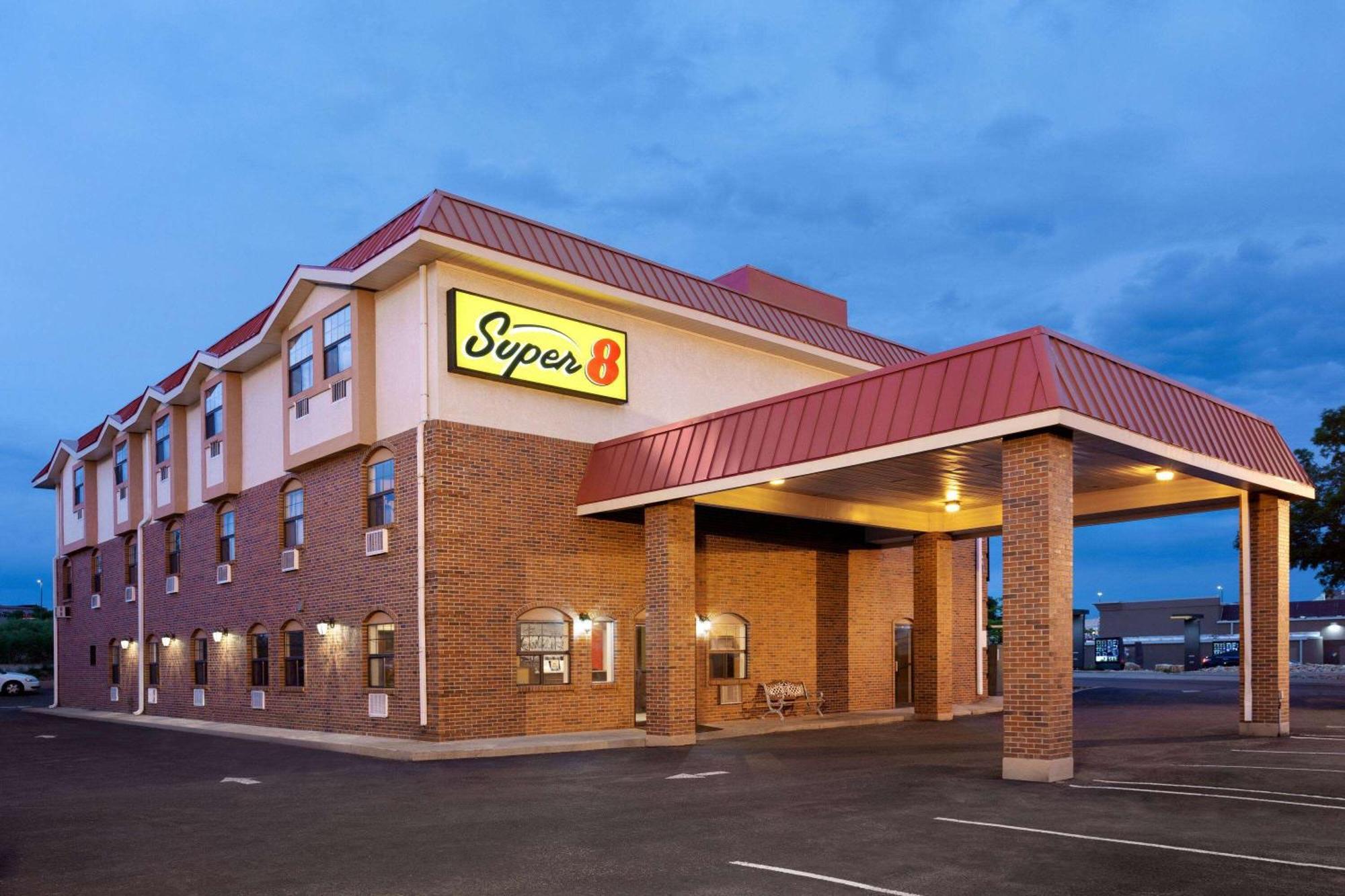 Hotel Super 8 By Wyndham Colorado Springs/Afa Area Exterior foto