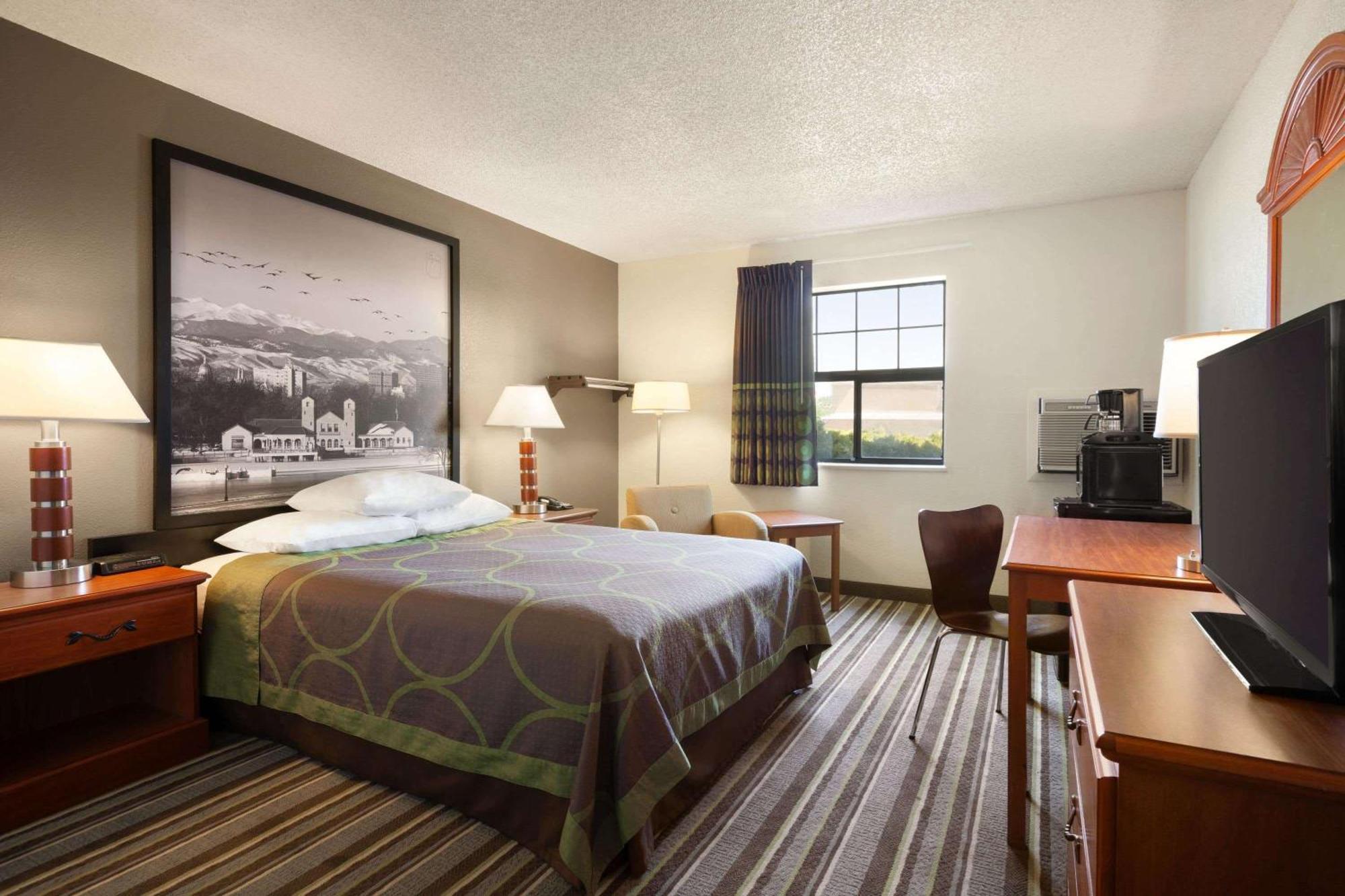 Hotel Super 8 By Wyndham Colorado Springs/Afa Area Exterior foto
