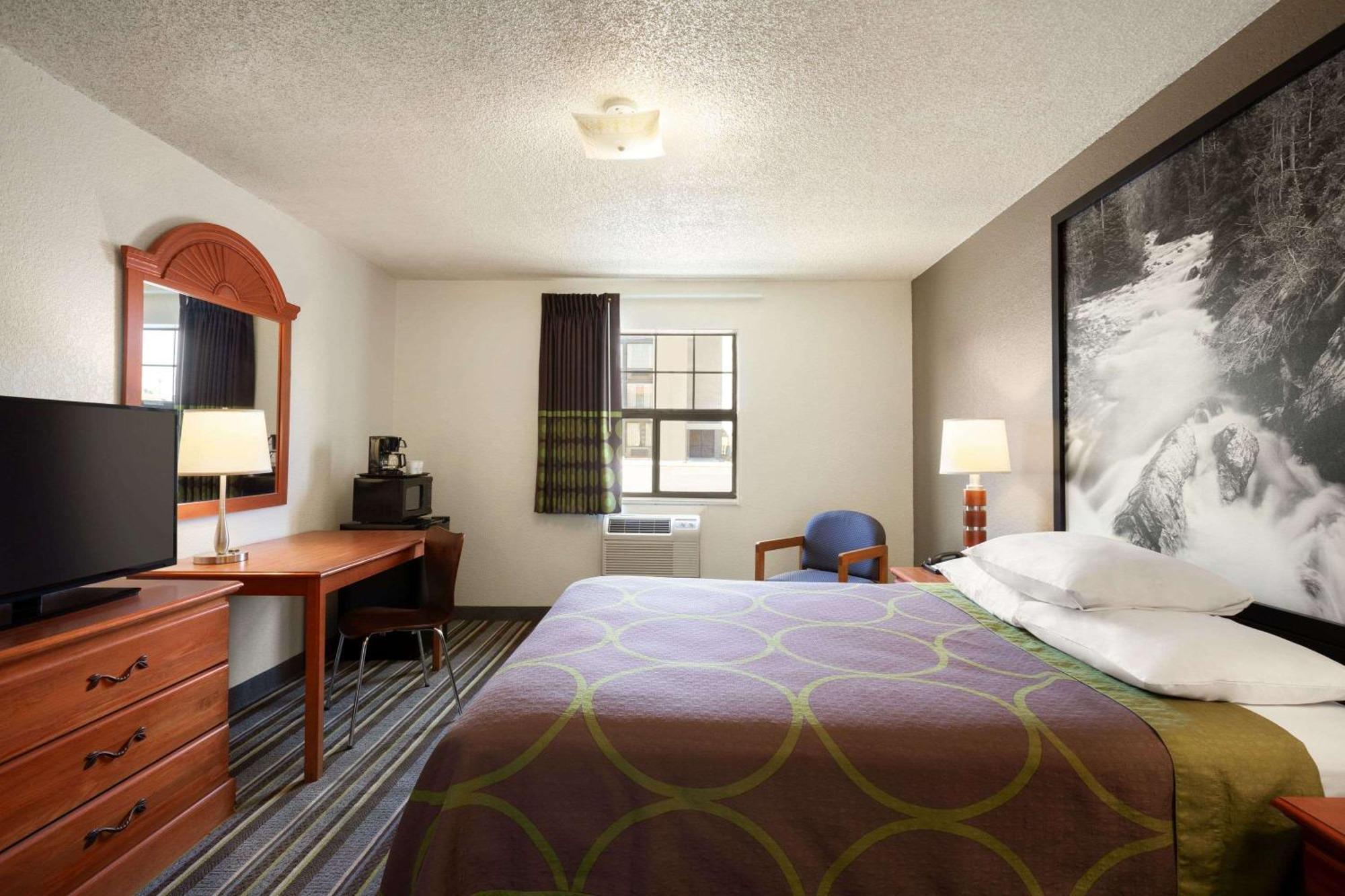 Hotel Super 8 By Wyndham Colorado Springs/Afa Area Exterior foto